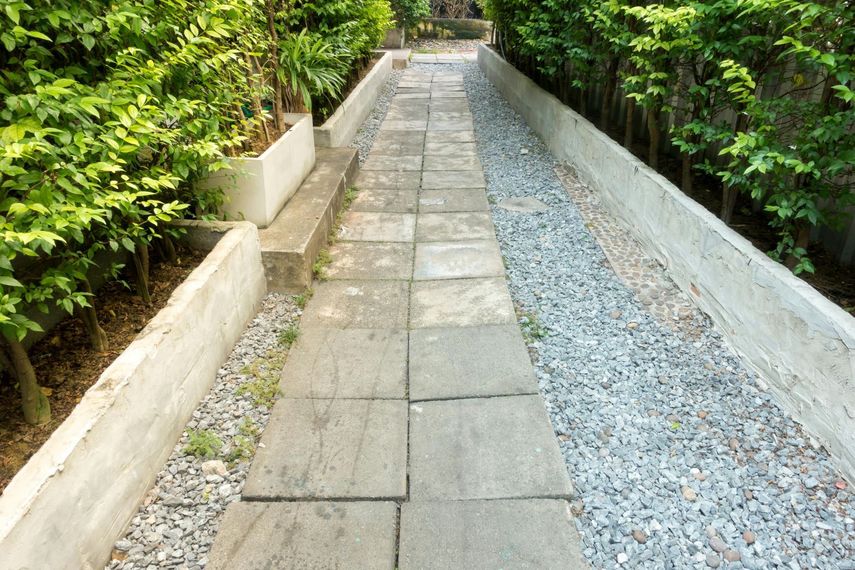 Don’t Know What Driveway Color To Pick? Read These 5 Tips